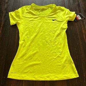 NWT Nike Pro Dri-Fit Short Sleeve Top